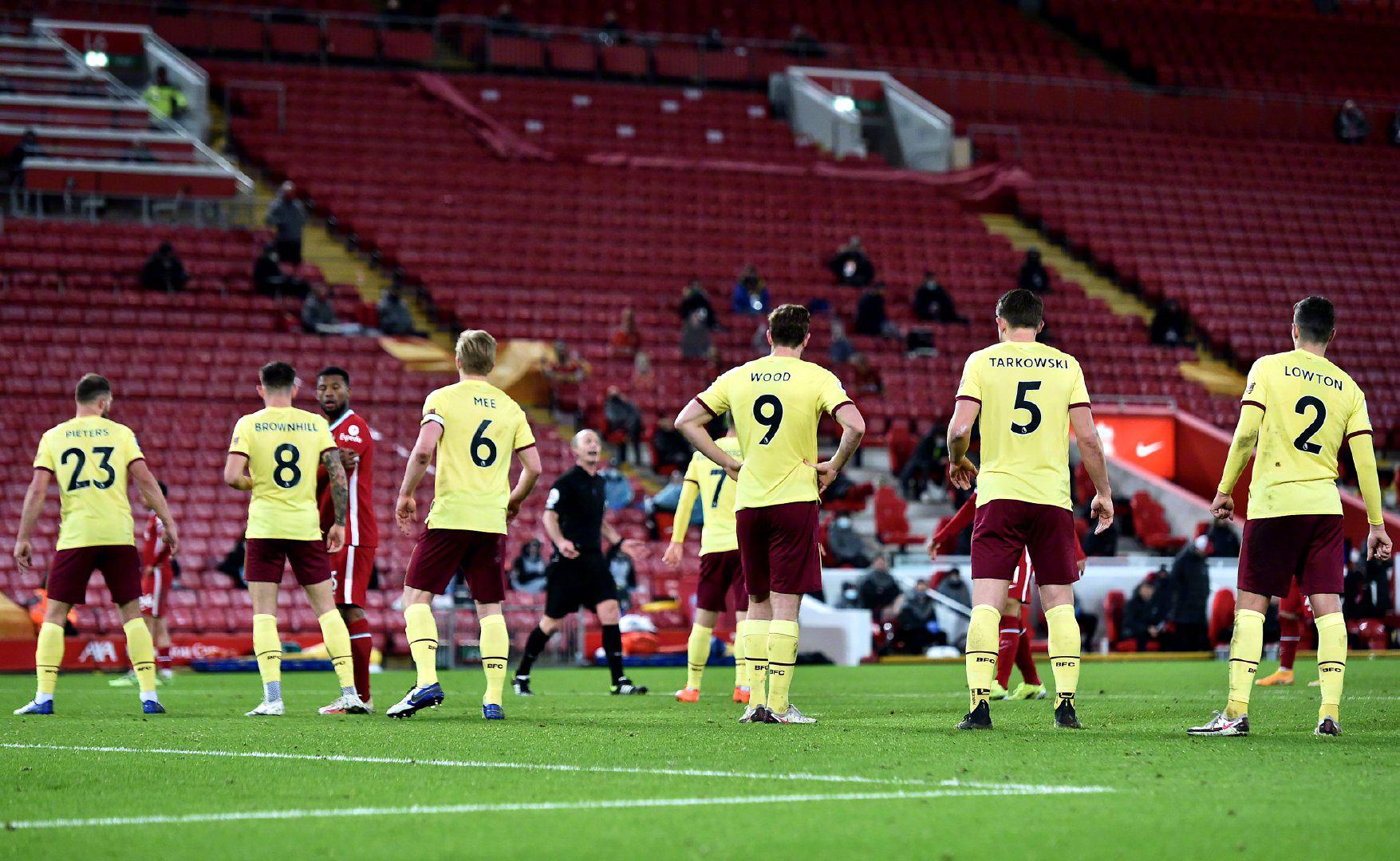 此而受益 此而受益